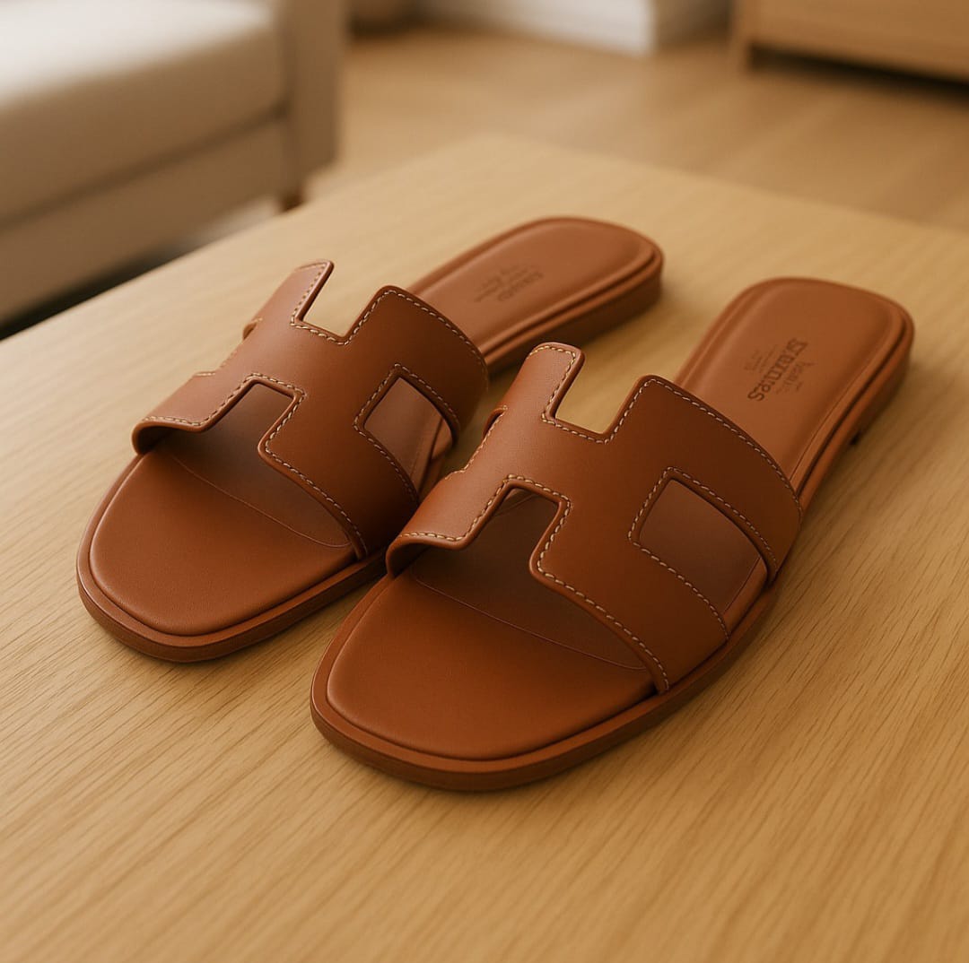 Hermès Style Sandalen