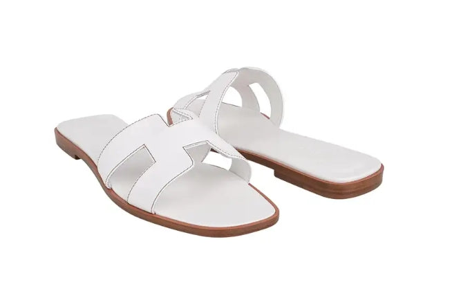 Hermès Style Sandalen